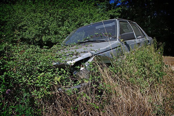 Enlèvement d'épave gratuit Six-Fours-les-Plages - JMJ Dépannage epaviste