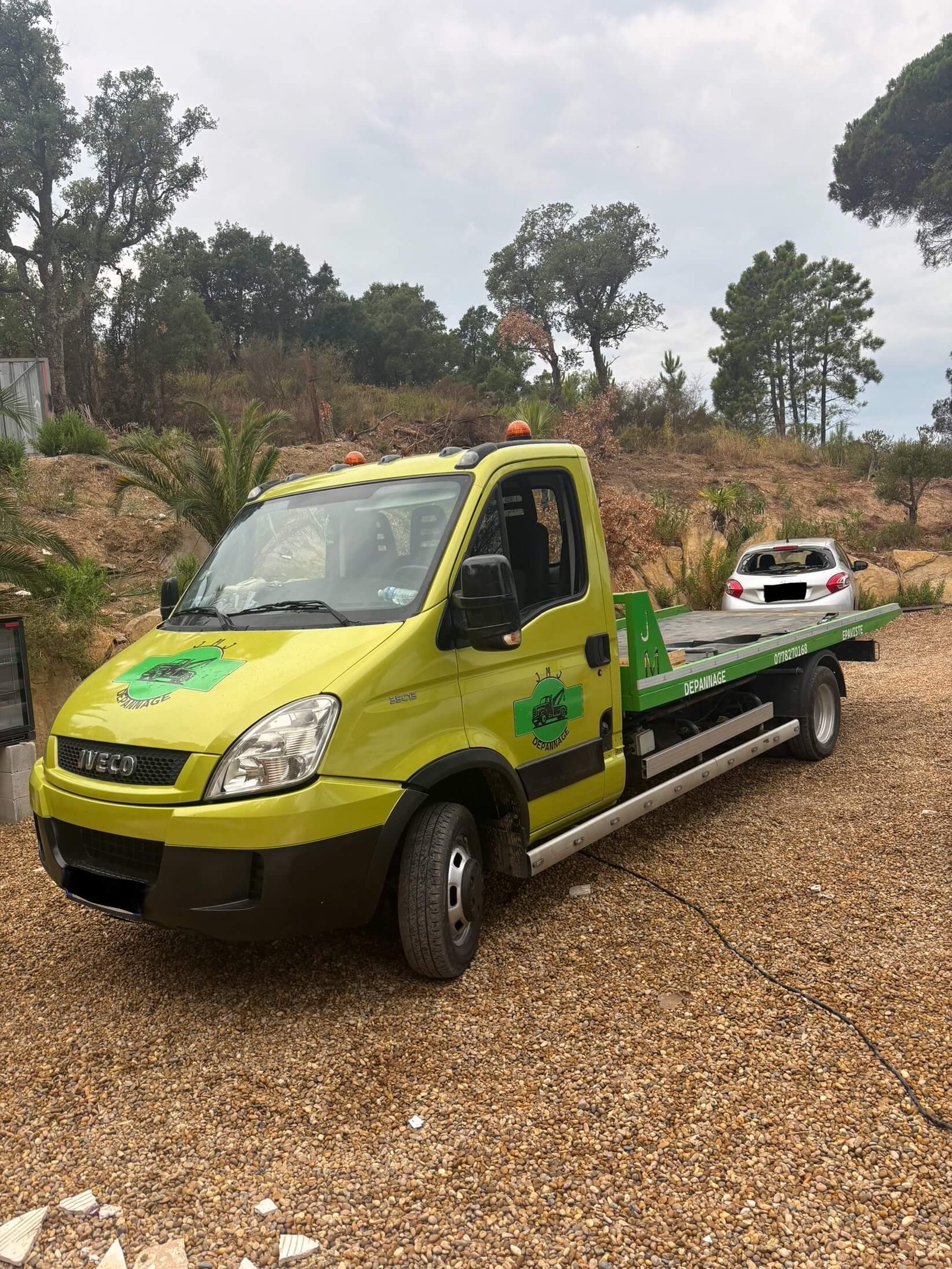 Enlèvement d'épave gratuit Six-Fours-les-Plages - JMJ Dépannage epaviste