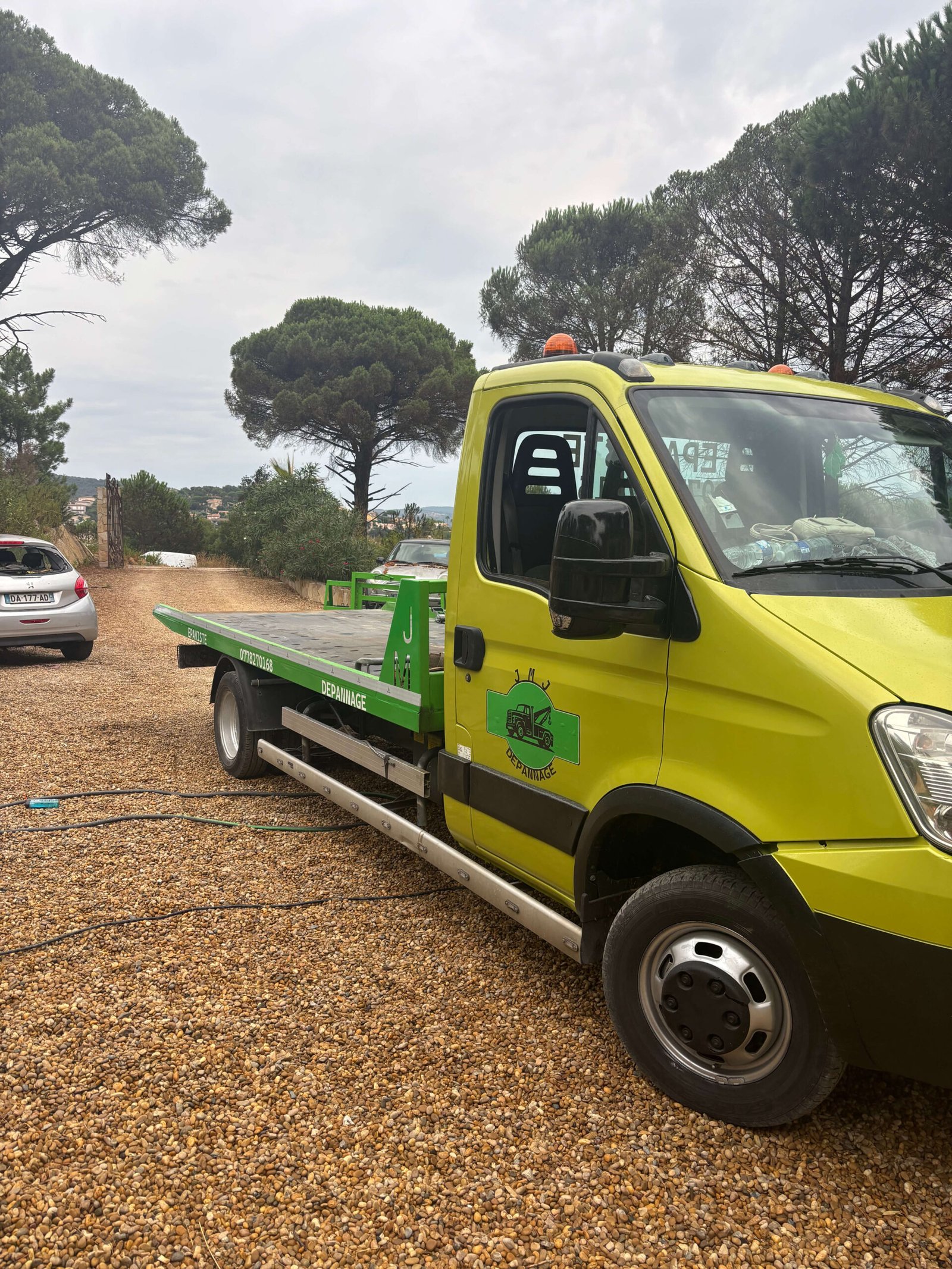 Enlèvement d'épave gratuit Six-Fours-les-Plages - JMJ Dépannage epaviste